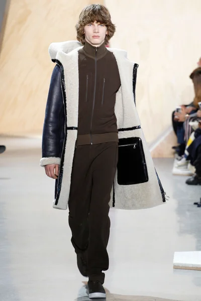 Look 47